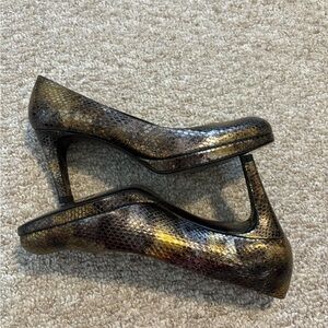 Stuart weitzman leather shoes